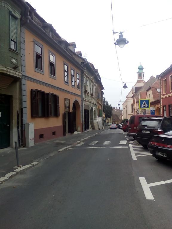 Pensiunea Central Sibiu Exterior foto
